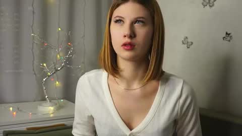 Katrin online show from December 17, 7:53 pm
