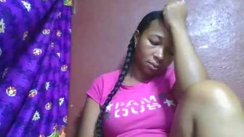 Snapshot of delphin774164 chatting on February 10, 3:27 pm delphin774164 online show from February 10, 3:27 pm