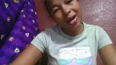 Snapshot of delphin774164 chatting on February 16, 8:10 am delphin774164 online show from February 16, 8:10 am