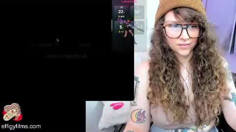 Snapshot of delugeduvall chatting on August 4, 10:45 pm Deluge Duvall online show from August 4, 10:45 pm