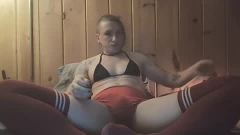 Snapshot of demelzabehr chatting on January 9, 3:36 am Frankie online show from January 9, 3:36 am