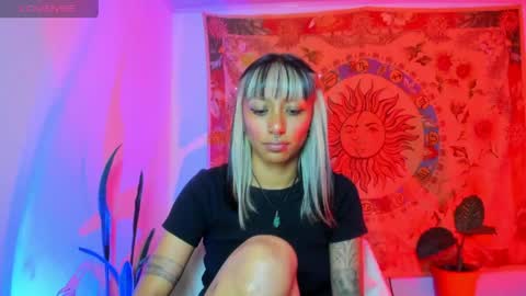 Snapshot of demeter__ chatting on May 16, 12:40 am demeter__ online show from May 16, 12:40 am