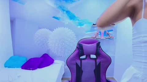 DEMI online show from November 26, 12:28 pm