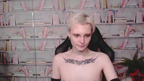 demianenglen online show from March 3, 2:47 am