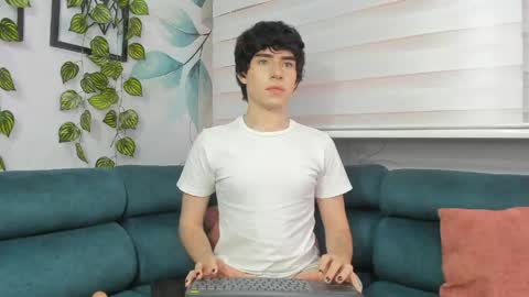   online show from April 29, 2:10 pm