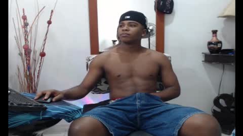 Snapshot of demond_333 chatting on October 7, 2:25 pm DEMOND online show from October 7, 2:25 pm