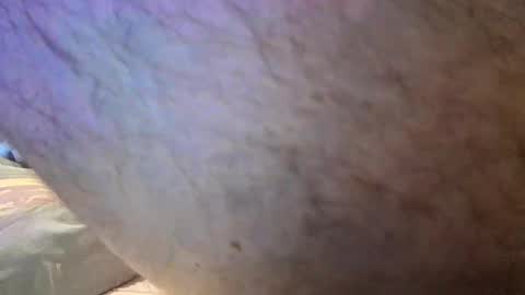 Snapshot of den2807 chatting on November 11, 11:43 am den2807 online show from November 11, 11:43 am