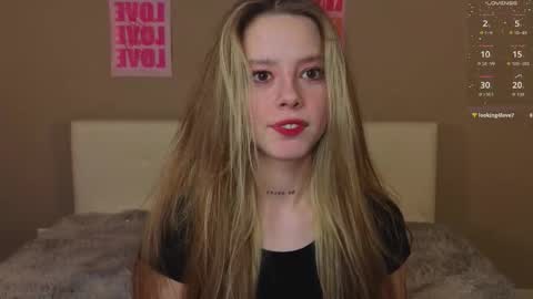 Snapshot of denaebeste chatting on February 8, 6:33 pm Emma online show from February 8, 6:33 pm