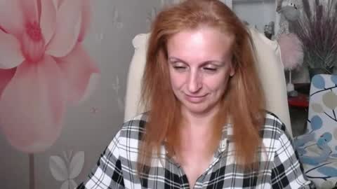 Snapshot of denhiey_here chatting on June 19, 6:01 pm denhiey online show from June 19, 6:01 pm
