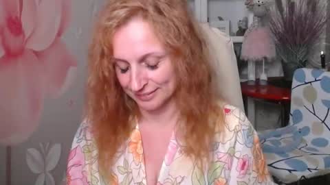 Snapshot of denhiey_here chatting on June 29, 6:41 pm denhiey online show from June 29, 6:41 pm