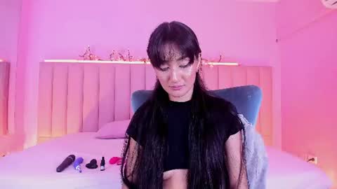 Snapshot of denightjones chatting on June 28, 3:56 am denightjones online show from June 28, 3:56 am