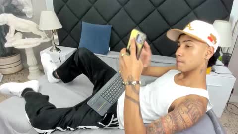 Denis Carpenter online show from November 29, 7:28 pm