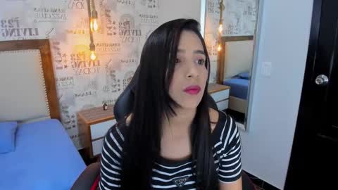 D E N I S  online show from October 28, 12:52 pm