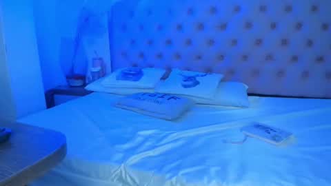 denisse_logan online show from November 14, 3:38 am