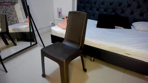 denisse_logan online show from November 18, 3:12 am