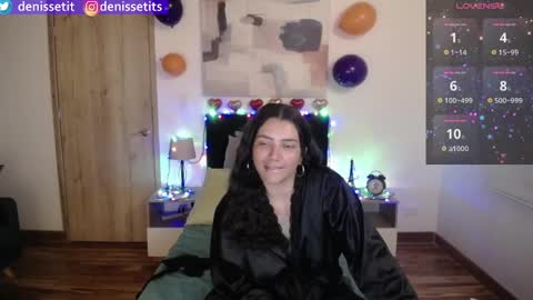    online show from February 12, 8:40 pm