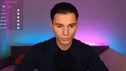 Den online show from November 7, 7:30 am