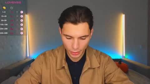 Den online show from November 24, 2:39 pm