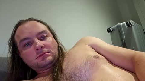 dennis210586 online show from January 6, 1:09 am