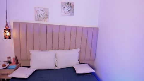 Snapshot of dennise_sinclair chatting on February 28, 6:31 pm Denisse online show from February 28, 6:31 pm