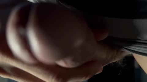 Snapshot of dennish2 chatting on January 14, 2:08 am dennish2 online show from January 14, 2:08 am