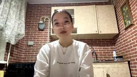 Emma online show from October 2, 2:02 pm