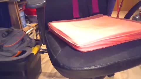 Snapshot of depraved45 chatting on February 18, 11:08 pm depraved45 online show from February 18, 11:08 pm