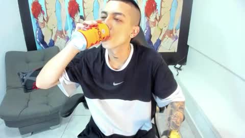 Dereck Boy online show from March 15, 4:18 am