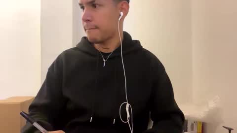 Dereck Myers online show from February 24, 5:16 am