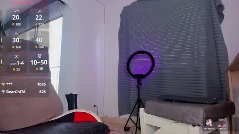 Snapshot of dereckhardd chatting on September 28, 6:02 pm dereckhardd online show from September 28, 6:02 pm