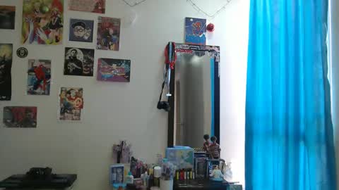 Snapshot of derek_44 chatting on February 4, 4:35 pm derek_44 online show from February 4, 4:35 pm