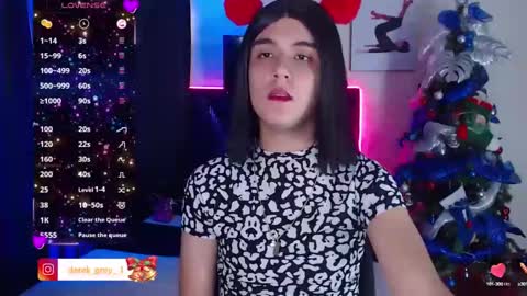 Derek independent online show from January 2, 8:24 pm