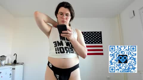 Derek online show from September 19, 1:56 pm