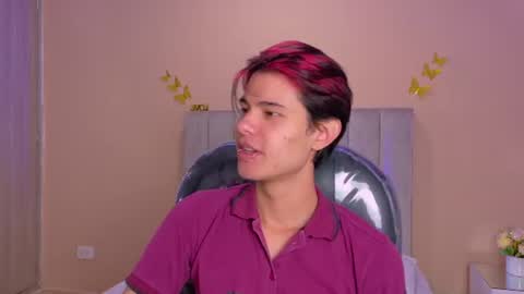 Snapshot of derek_sinn chatting on July 12, 4:14 am derek_sinn online show from July 12, 4:14 am