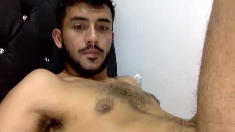 Snapshot of derek_smiith chatting on December 10, 7:47 am Derek smiith online show from December 10, 7:47 am