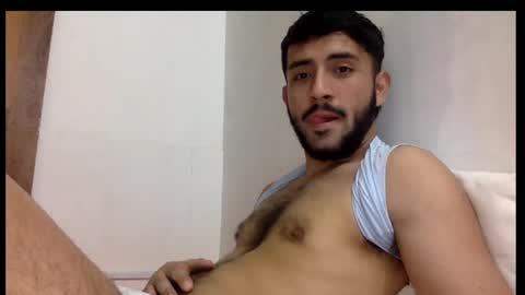 Snapshot of derek_smiith chatting on February 16, 11:16 pm Derek smiith online show from February 16, 11:16 pm