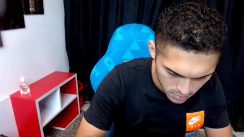 D E R E K online show from December 21, 12:56 pm