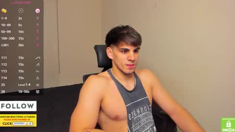 Derekcb online show from October 18, 9:32 am