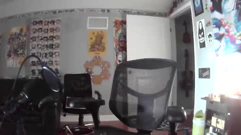 derekdings online show from January 18, 5:04 pm