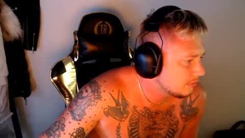 Snapshot of derprince chatting on July 18, 3:16 pm Gemeinsam Spass habentry together online show from July 18, 3:16 pm