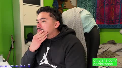 Snapshot of derrick_hose chatting on January 30, 12:39 am Derrick Hose online show from January 30, 12:39 am