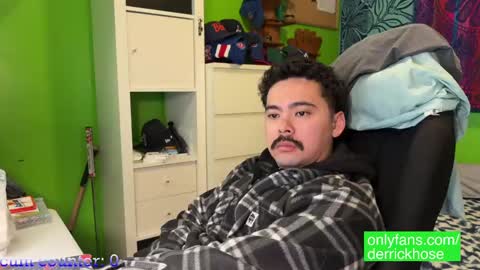 Snapshot of derrick_hose chatting on February 6, 6:02 pm Derrick Hose online show from February 6, 6:02 pm