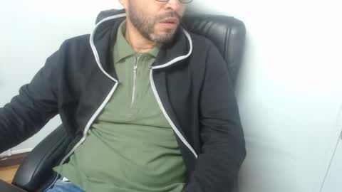     online show from January 10, 11:12 am