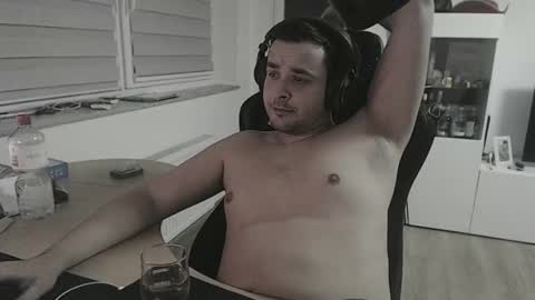 Snapshot of dershark chatting on September 14, 2:00 am dershark online show from September 14, 2:00 am