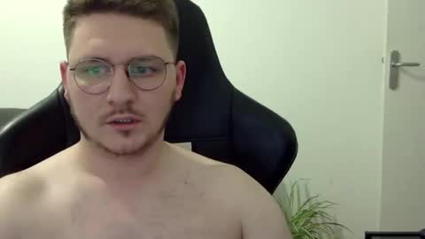 dervechi online show from December 5, 6:59 pm