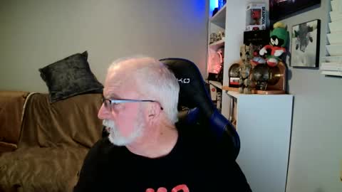 D K online show from December 4, 3:26 am