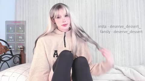Snapshot of deserve_dessert chatting on October 7, 6:38 pm Domi online show from October 7, 6:38 pm