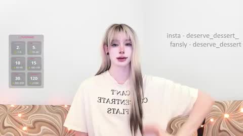 Snapshot of deserve_dessert chatting on November 21, 7:34 pm Domi online show from November 21, 7:34 pm