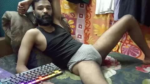 desi_boy799417 online show from October 12, 7:07 am