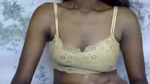 Snapshot of desi_darling chatting on September 13, 6:40 pm kajal online show from September 13, 6:40 pm